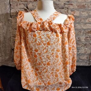 Cato top with straps and sleeves  size 22/24W